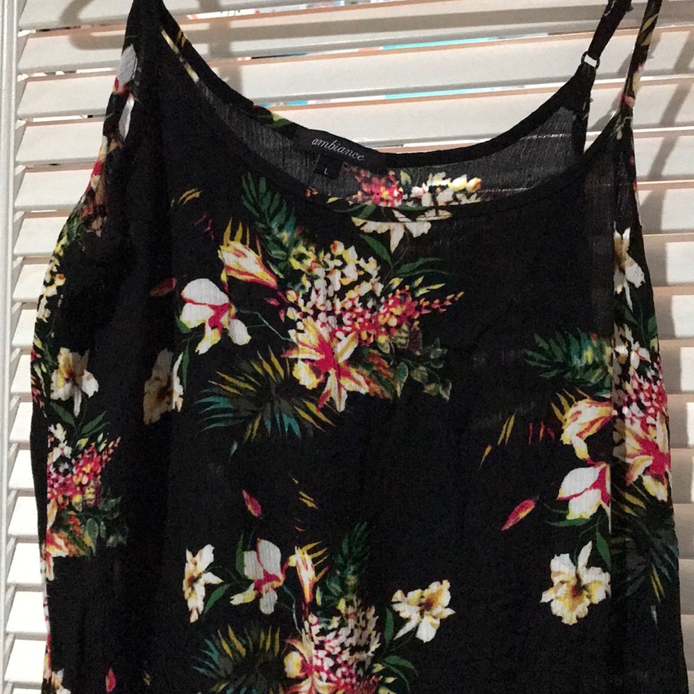 Romper - Picture 2 of 3